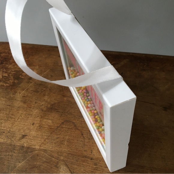 Hello Easter Sign NWT - Picture 2 of 5